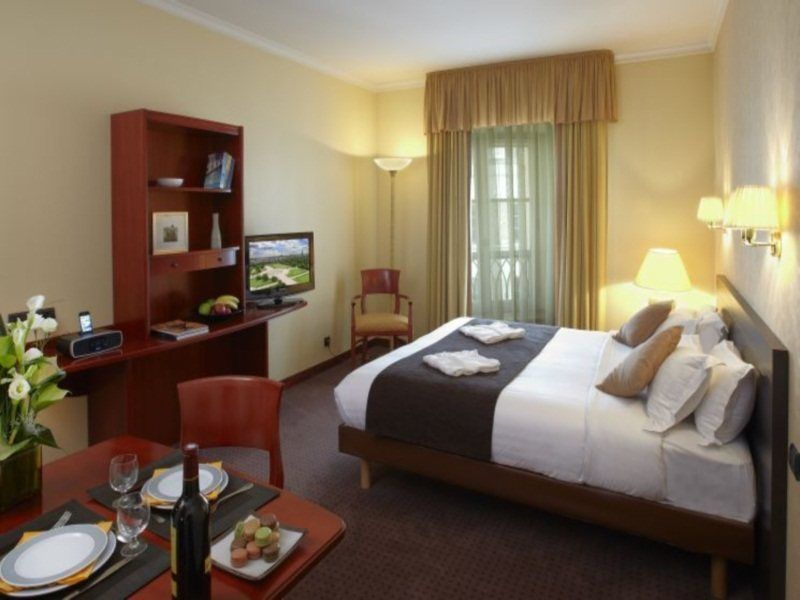 Citadines Opéra Paris Aparthotel Bagian luar foto
